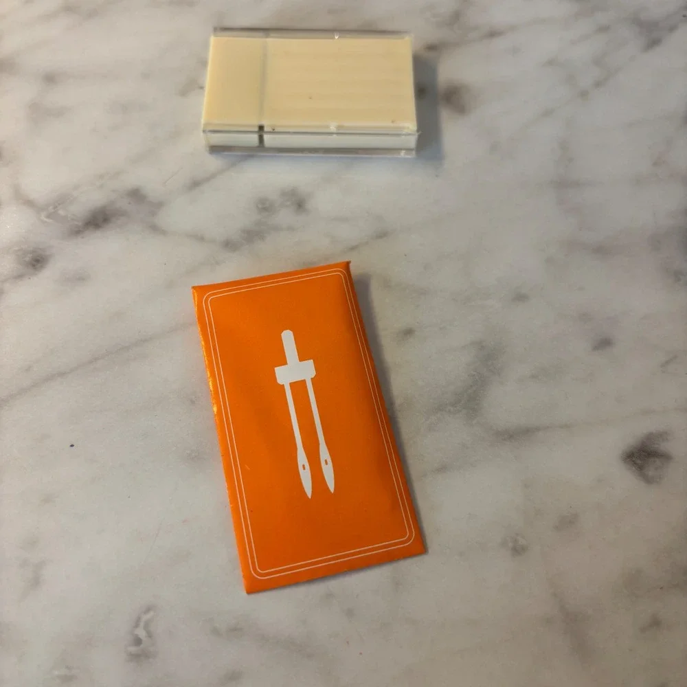 Vintage Sewing Machine Needles Twin Double Needle HZx24 Size 2/11 and Case Set